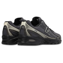 New Balance 740 Dark Grey Unisex Sneakers