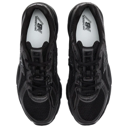 New Balance 740 Black Unisex Sneakers