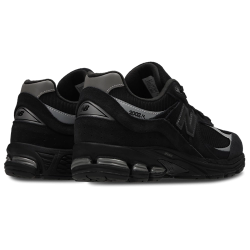 New Balance 2002R Black Unisex Sneakers