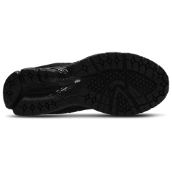 New Balance 2002R Black Unisex Sneakers