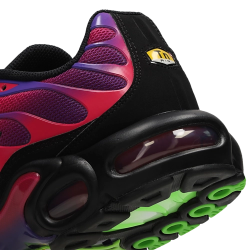 Nike Air Max Plus Fireberry Black Unisex Sneakers