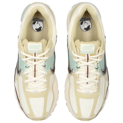 Nike Zoom Vomero 5 Team Gold Fauna Brown Unisex Sneakers