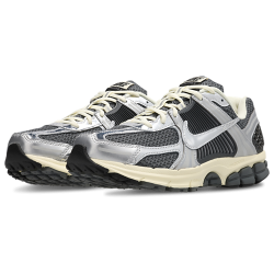 Nike Zoom Vomero 5 Iron Grey Chrome Unisex Sneakers