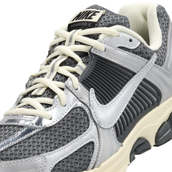 Nike Zoom Vomero 5 Iron Grey Chrome Unisex Sneakers
