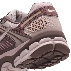 Nike Zoom Vomero 5 Tattoo Particle Rose Unisex Sneakers
