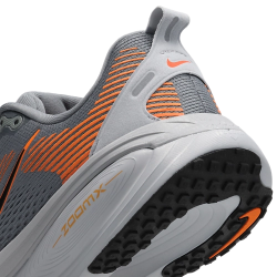 Nike Zoom Vomero 18 Black Safety Orange Unisex Sneakers