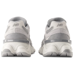 New Balance 9060 Sneakers