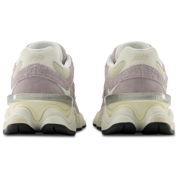 New Balance 9060 Sneakers