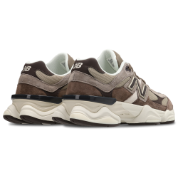 New Balance 9060 Sneakers