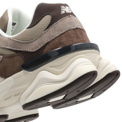 New Balance 9060 Sneakers