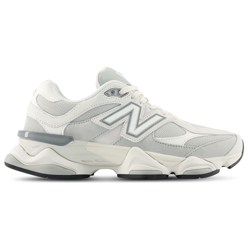 New Balance 9060 Sneakers