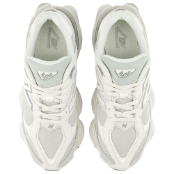 New Balance 9060 Sneakers