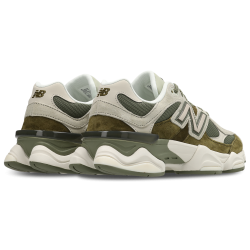 New Balance 9060 Sneakers