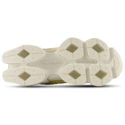 New Balance 9060 Sneakers