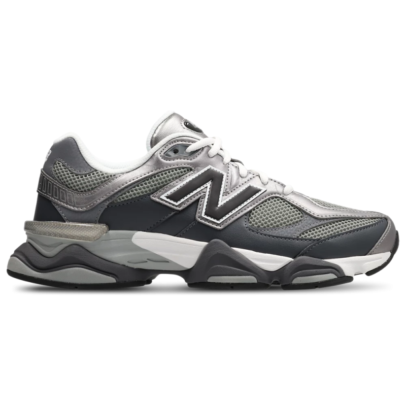 New Balance 9060 Sneakers