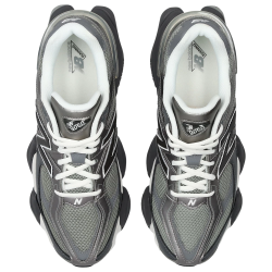 New Balance 9060 Sneakers