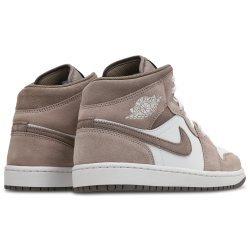 Jordan Air Jordan 1 Mid Unisex Sneakers