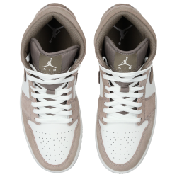 Jordan Air Jordan 1 Mid Unisex Sneakers