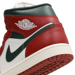 Jordan Air Jordan 1 Mid Unisex Sneakers