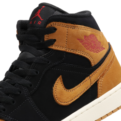 Jordan Air Jordan 1 Mid Unisex Sneakers