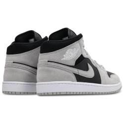 Jordan Air Jordan 1 Mid Unisex Sneakers