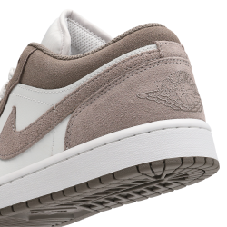 Jordan Air Jordan 1 Low Unisex Sneakers