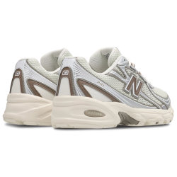 New Balance 740 Sea Salt Baskets Unisexes