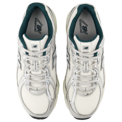 New Balance 740 Medusa Green Baskets Unisexes
