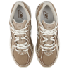 New Balance 740 Mushroom Driftwood Baskets Unisexes